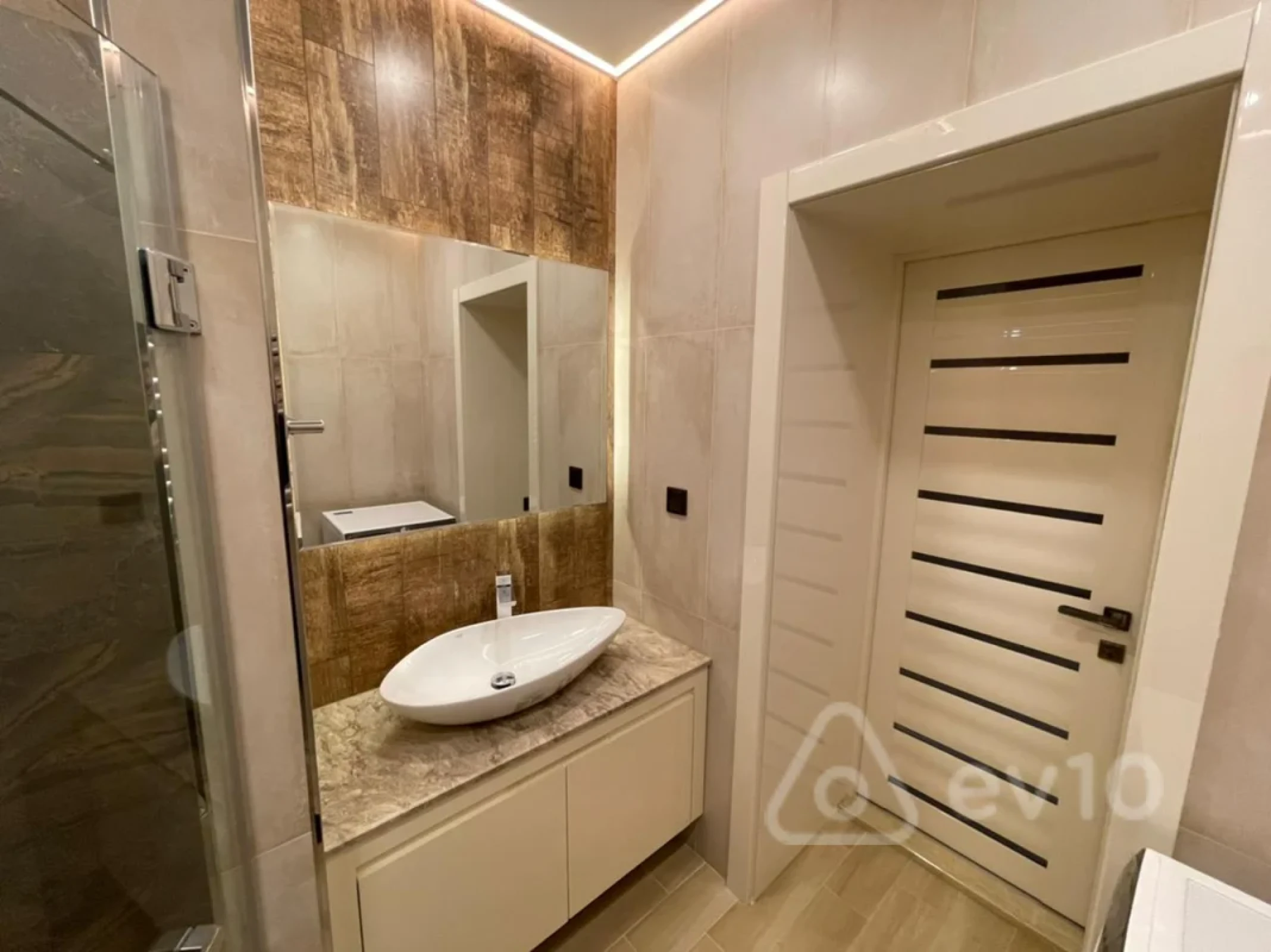 Kirayə verilir 2 otaqlı yeni tikili 65 m²