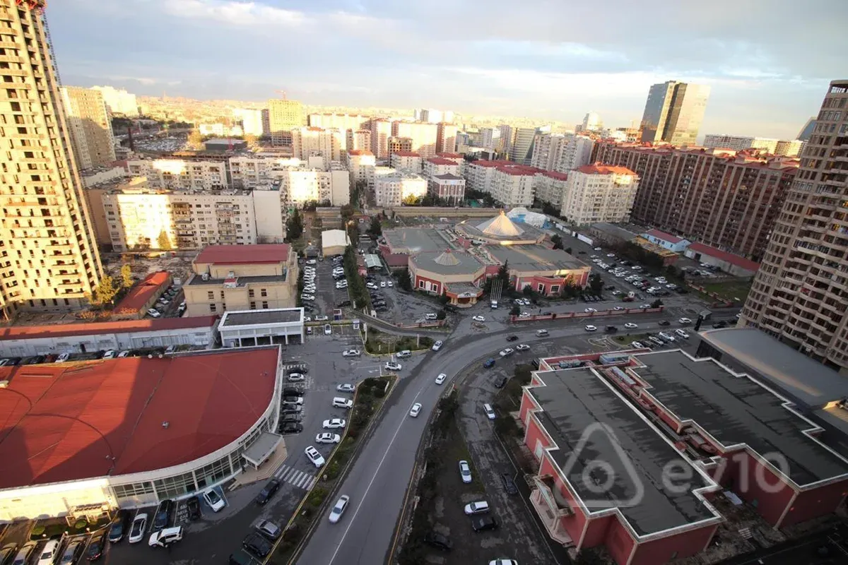 Kirayə verilir 2 otaqlı yeni tikili 65 m²