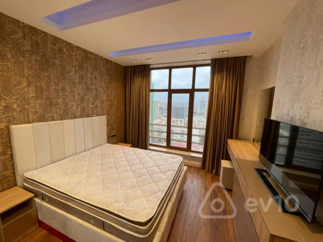 Kirayə verilir 2 otaqlı yeni tikili 65 m²
