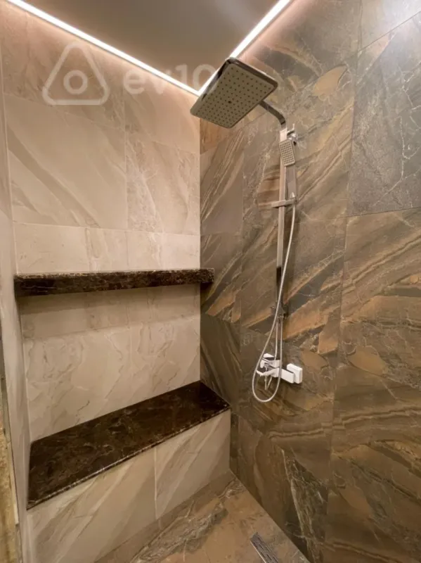 Kirayə verilir 2 otaqlı yeni tikili 65 m²