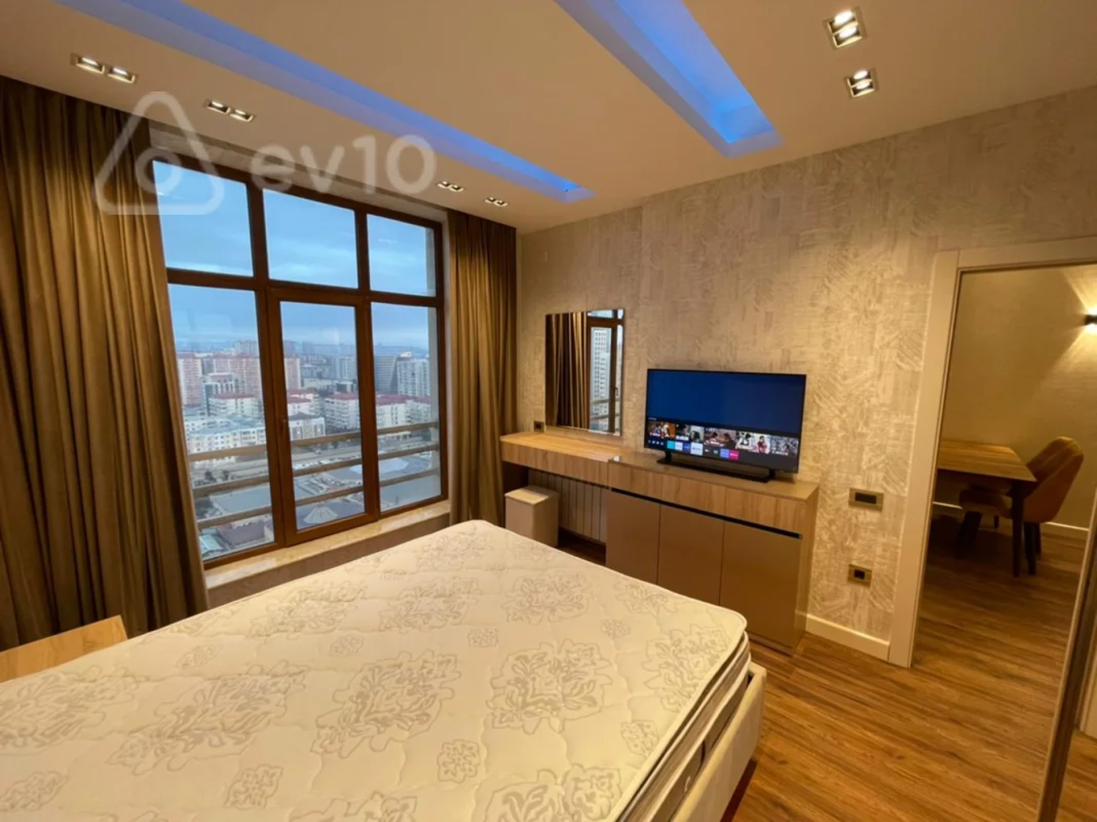 Kirayə verilir 2 otaqlı yeni tikili 65 m²