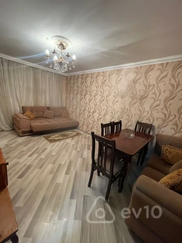 Kirayə verilir 1 otaqlı köhnə tikili 35 m²