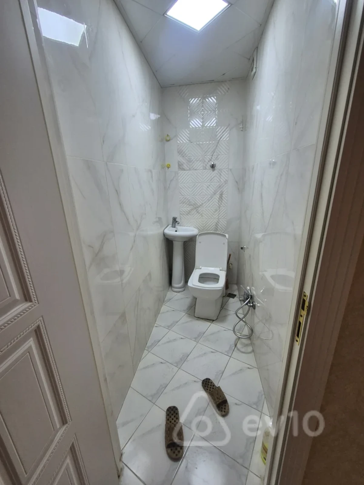 Kirayə verilir 3 otaqlı yeni tikili 120 m²