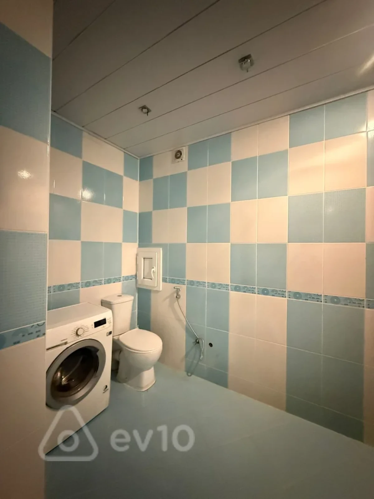 Kirayə verilir 3 otaqlı yeni tikili 95 m²