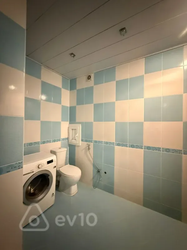 Kirayə verilir 3 otaqlı yeni tikili 95 m²