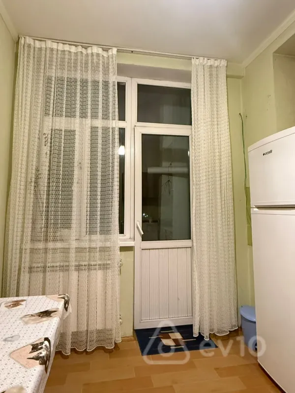 Kirayə verilir 3 otaqlı yeni tikili 95 m²