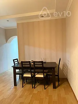 Kirayə verilir 3 otaqlı yeni tikili 95 m²