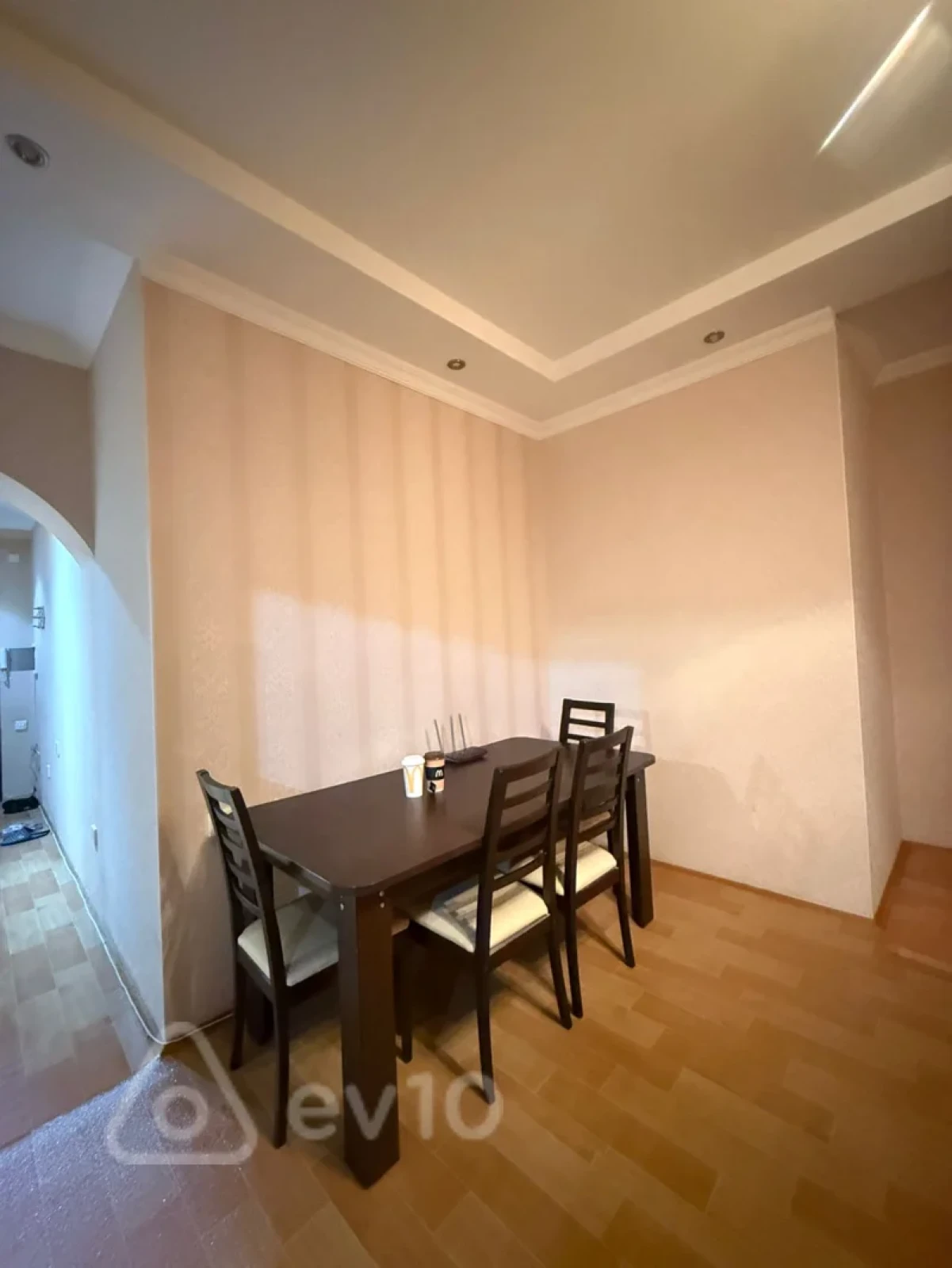 Kirayə verilir 3 otaqlı yeni tikili 95 m²