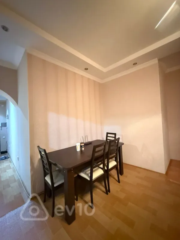 Kirayə verilir 3 otaqlı yeni tikili 95 m²