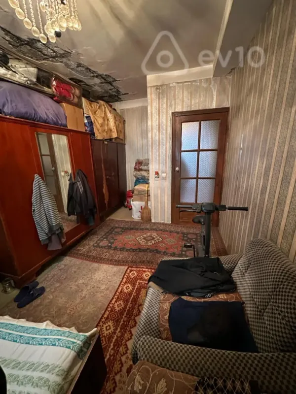 Kirayə verilir 3 otaqlı köhnə tikili 80 m²