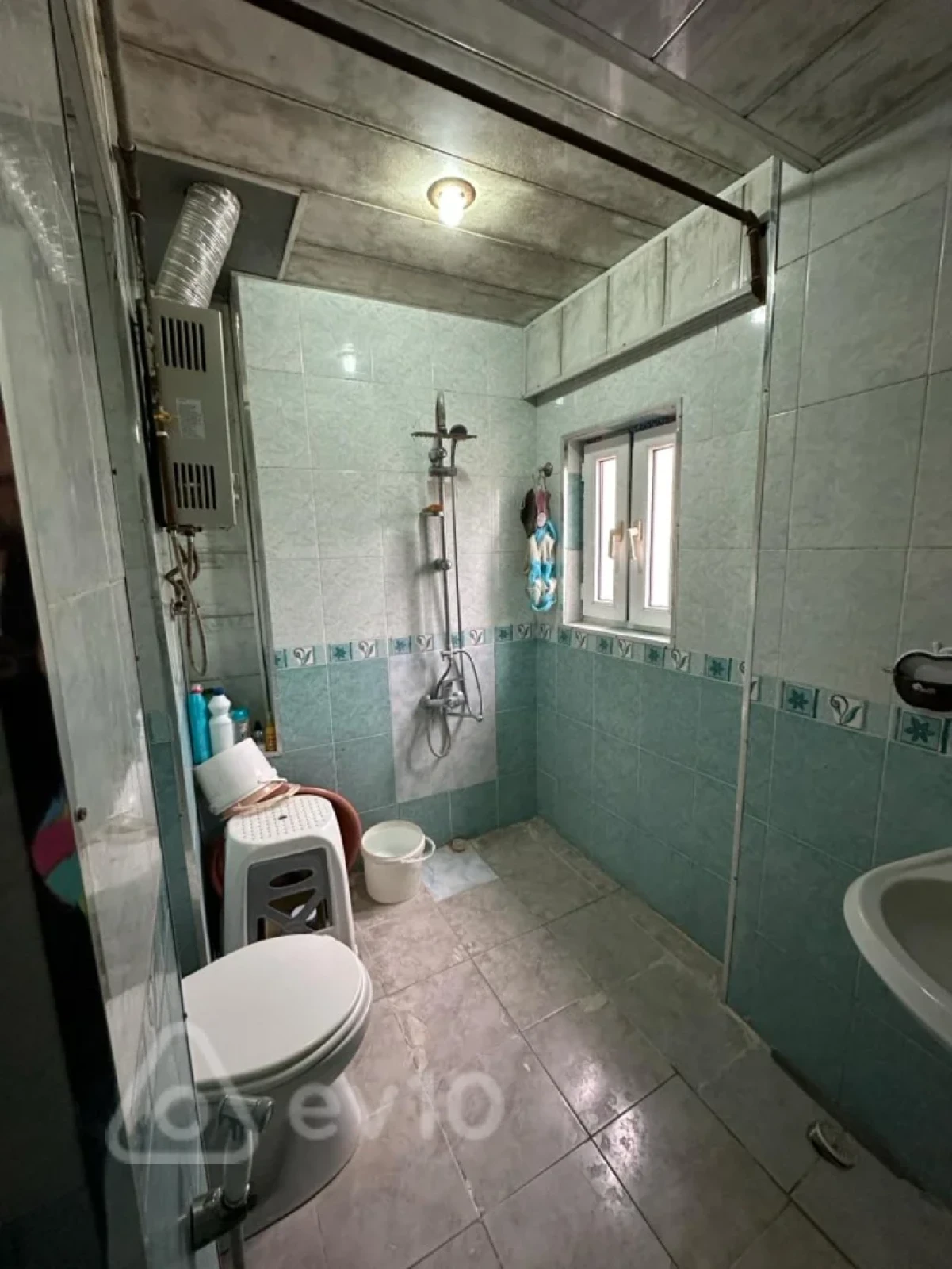 Kirayə verilir 3 otaqlı köhnə tikili 80 m²