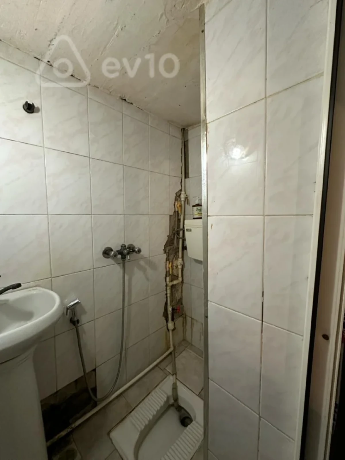 Kirayə verilir 3 otaqlı köhnə tikili 80 m²