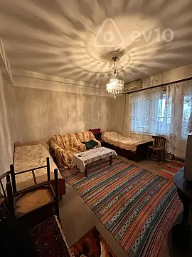 Kirayə verilir 3 otaqlı köhnə tikili 80 m²