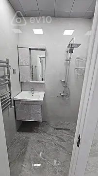 Kirayə verilir 3 otaqlı yeni tikili 82 m²