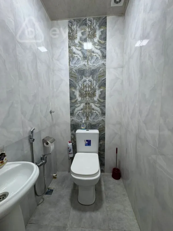 Kirayə verilir 2 otaqlı yeni tikili 60 m²