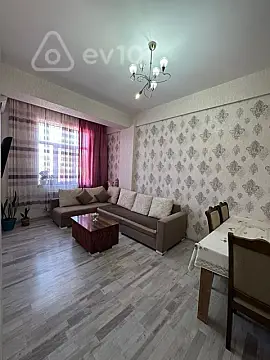 Kirayə verilir 2 otaqlı yeni tikili 60 m²