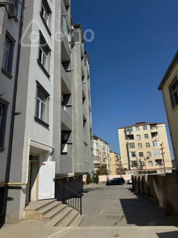Kirayə verilir 2 otaqlı yeni tikili 60 m²