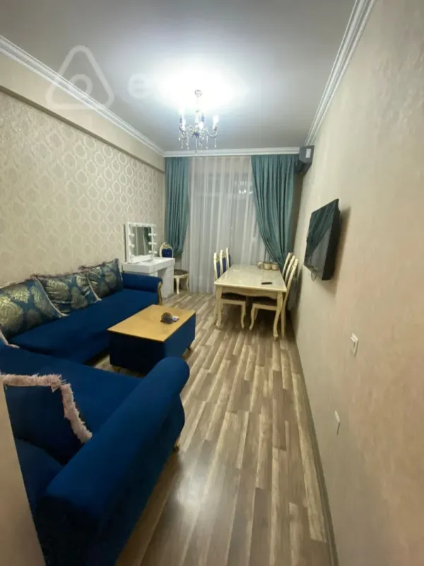 Kirayə verilir 2 otaqlı yeni tikili 60 m²