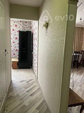 Kirayə verilir 1 otaqlı köhnə tikili 50 m²
