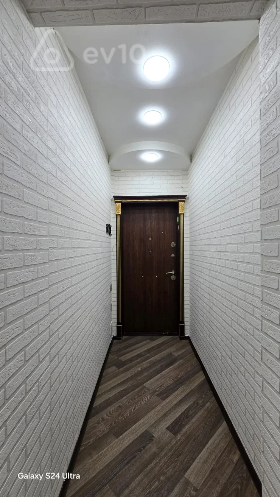 Satılır 2 otaqlı yeni tikili 50 m²