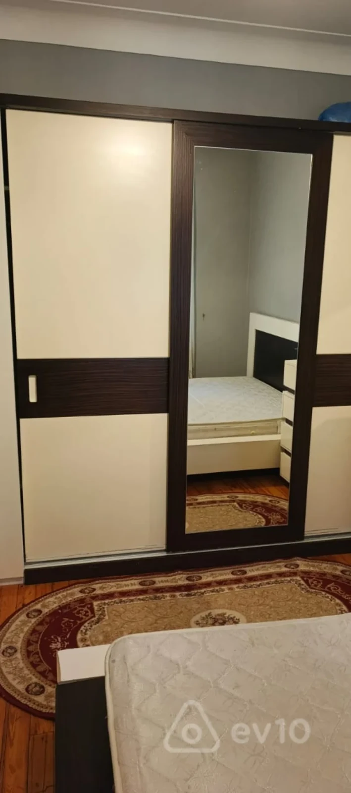 Kirayə verilir 3 otaqlı köhnə tikili 70 m²
