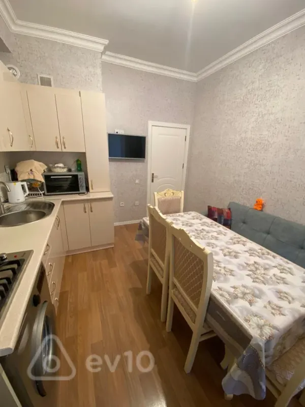 Kirayə verilir 1 otaqlı yeni tikili 41 m²