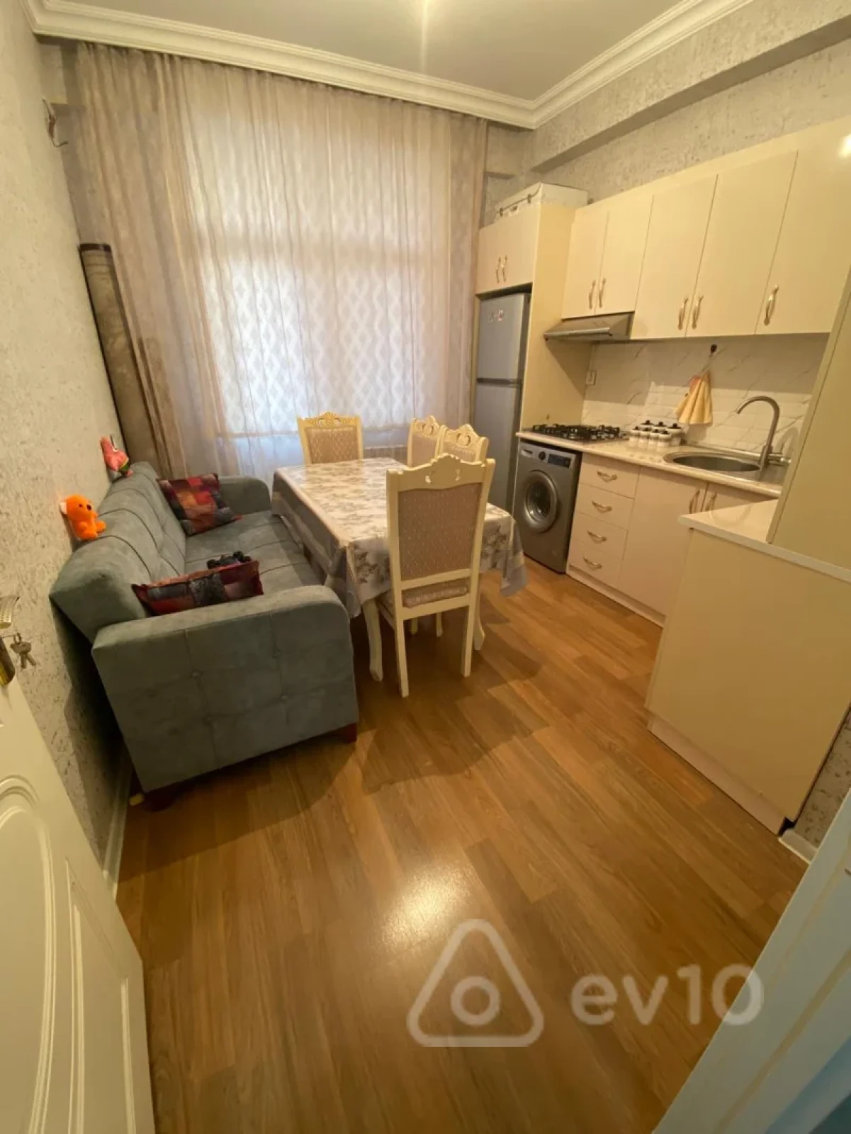 Kirayə verilir 1 otaqlı yeni tikili 41 m²