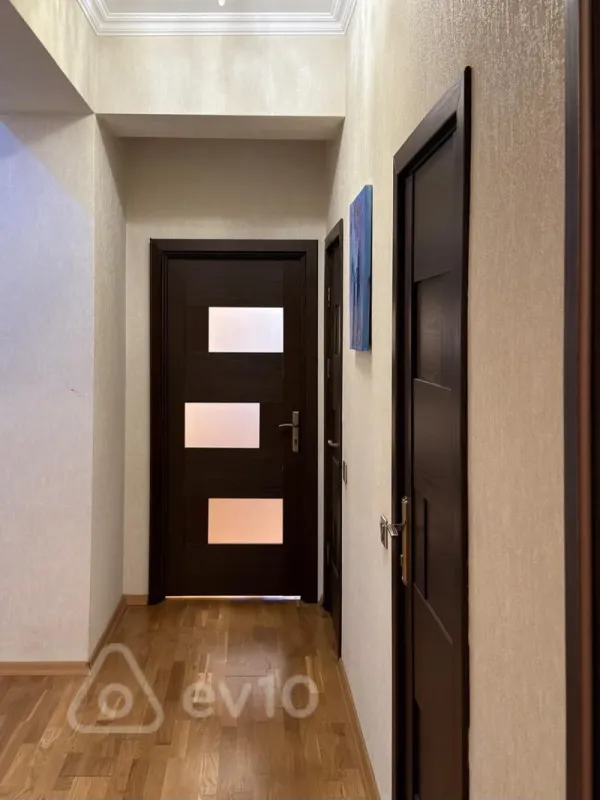 Kirayə verilir 3 otaqlı yeni tikili 130 m²