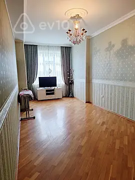 Kirayə verilir 2 otaqlı yeni tikili 80 m²