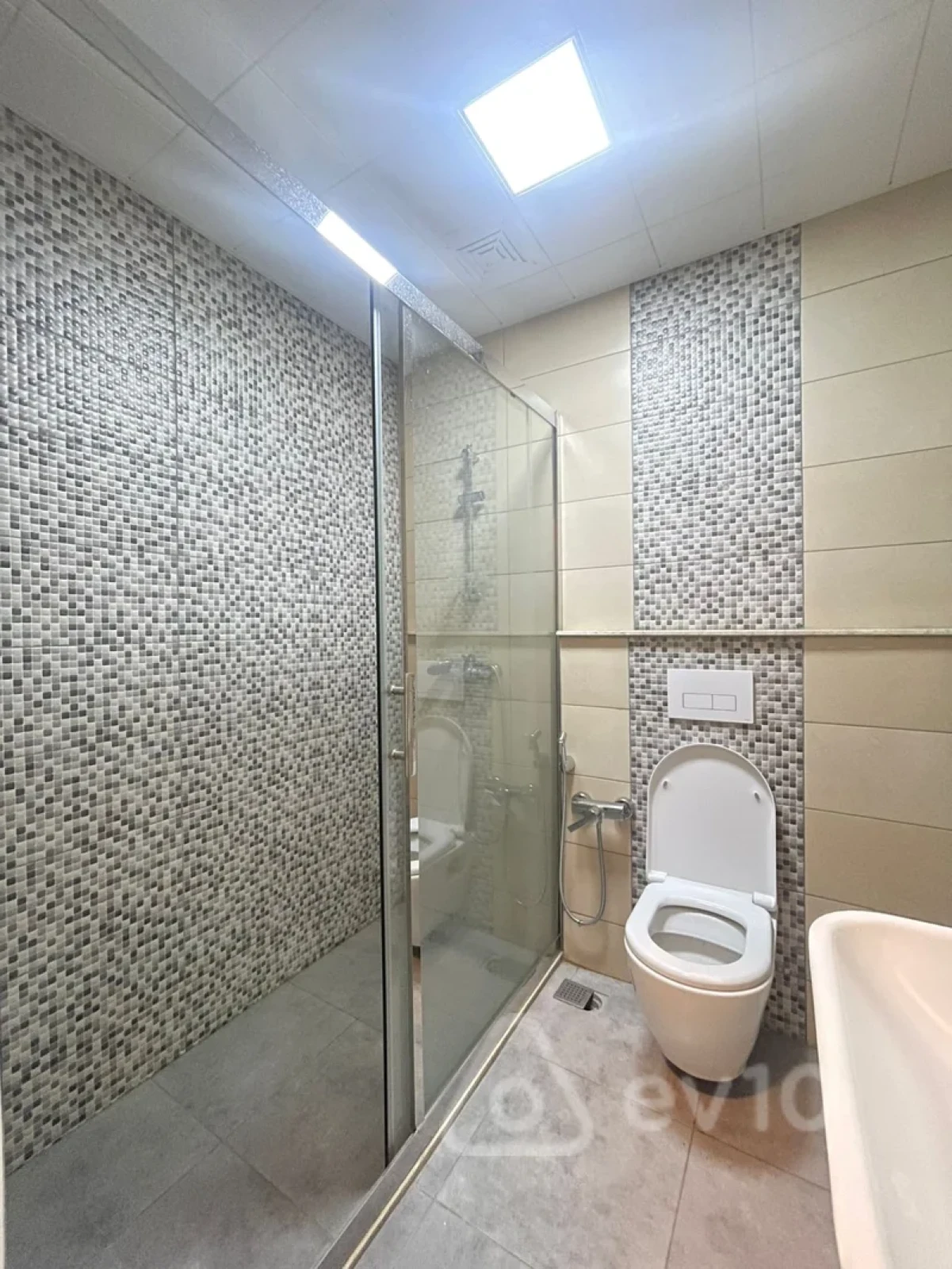 Kirayə verilir 1 otaqlı yeni tikili 35 m²