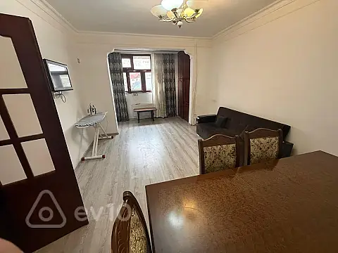 Kirayə verilir 3 otaqlı köhnə tikili 80 m² — Bakı, Yasamal 3 otaq 80.00 m²