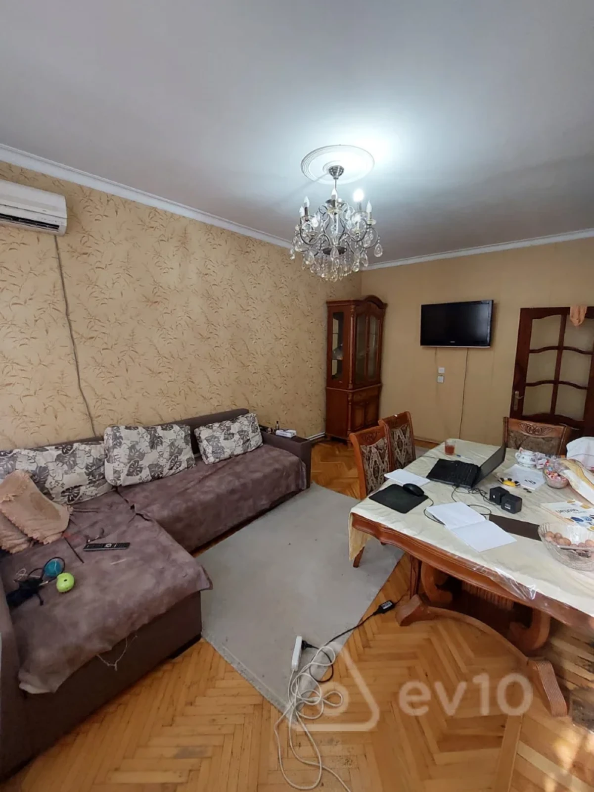 Satılır 3 otaqlı köhnə tikili 65 m²