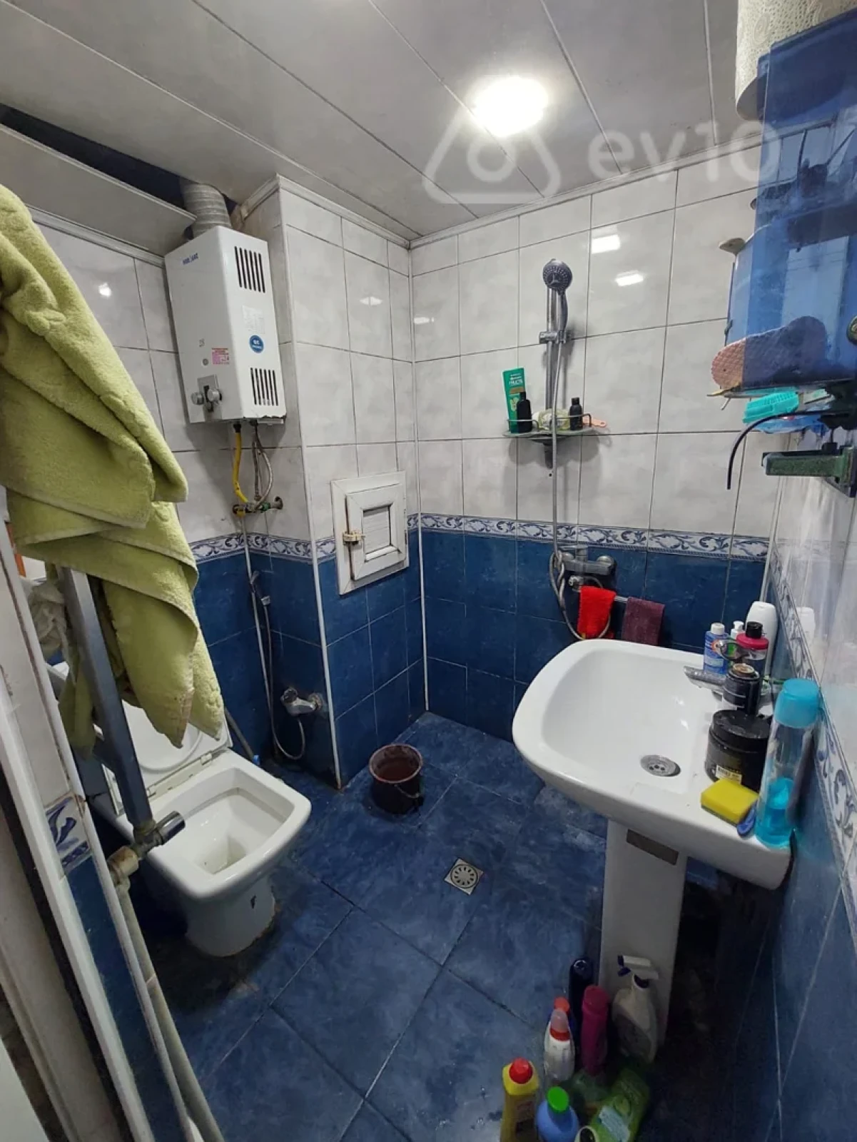 Satılır 3 otaqlı köhnə tikili 65 m²