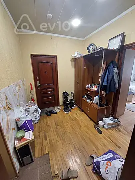 Satılır 3 otaqlı köhnə tikili 65 m²