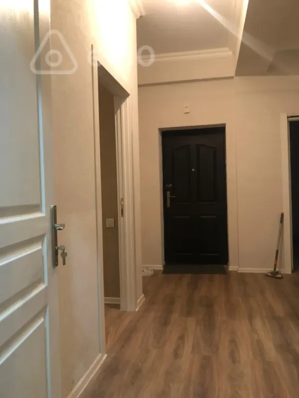 Kirayə verilir 3 otaqlı yeni tikili 120 m²