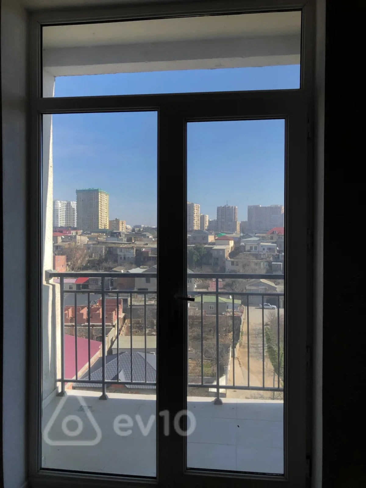 Kirayə verilir 3 otaqlı yeni tikili 120 m²