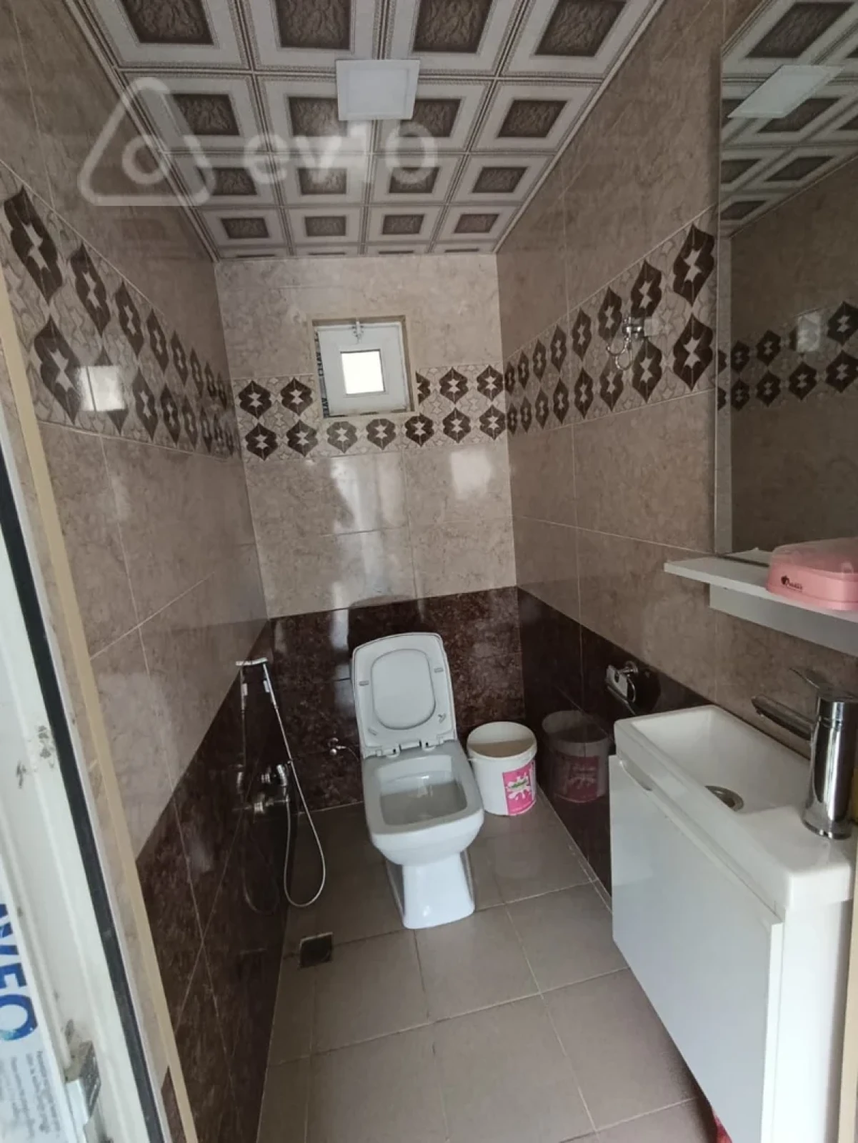 Kirayə verilir 2 otaqlı həyət evi 90 m²