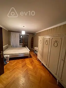 Kirayə verilir 3 otaqlı köhnə tikili 40 m²