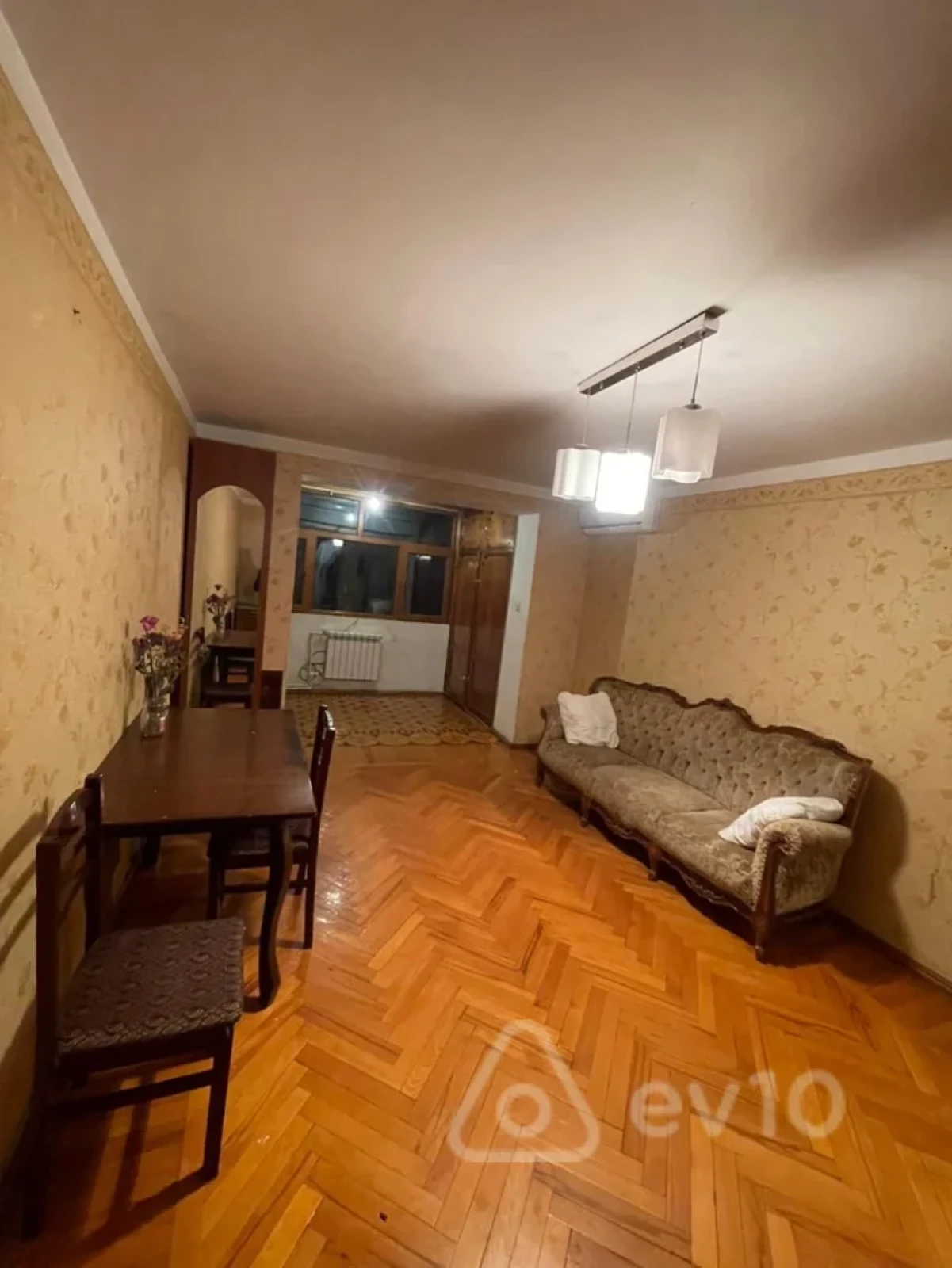 Kirayə verilir 3 otaqlı köhnə tikili 40 m²