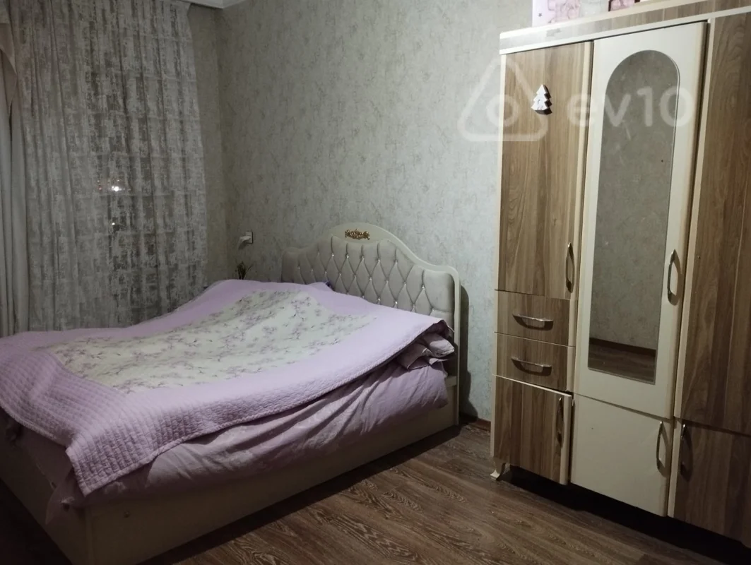 Kirayə verilir 3 otaqlı köhnə tikili 80 m² — Bakı, Nərimanov 3 otaq 80.00 m²