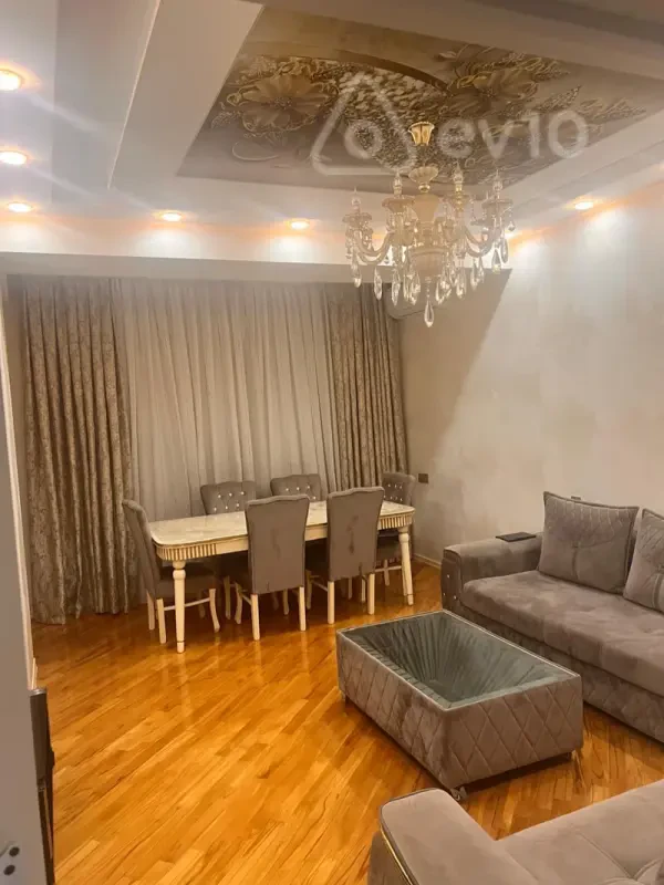 Satılır 3 otaqlı yeni tikili 111 m²