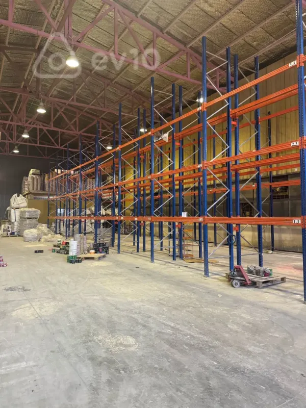 Kirayə verilir mənzil 650 m²