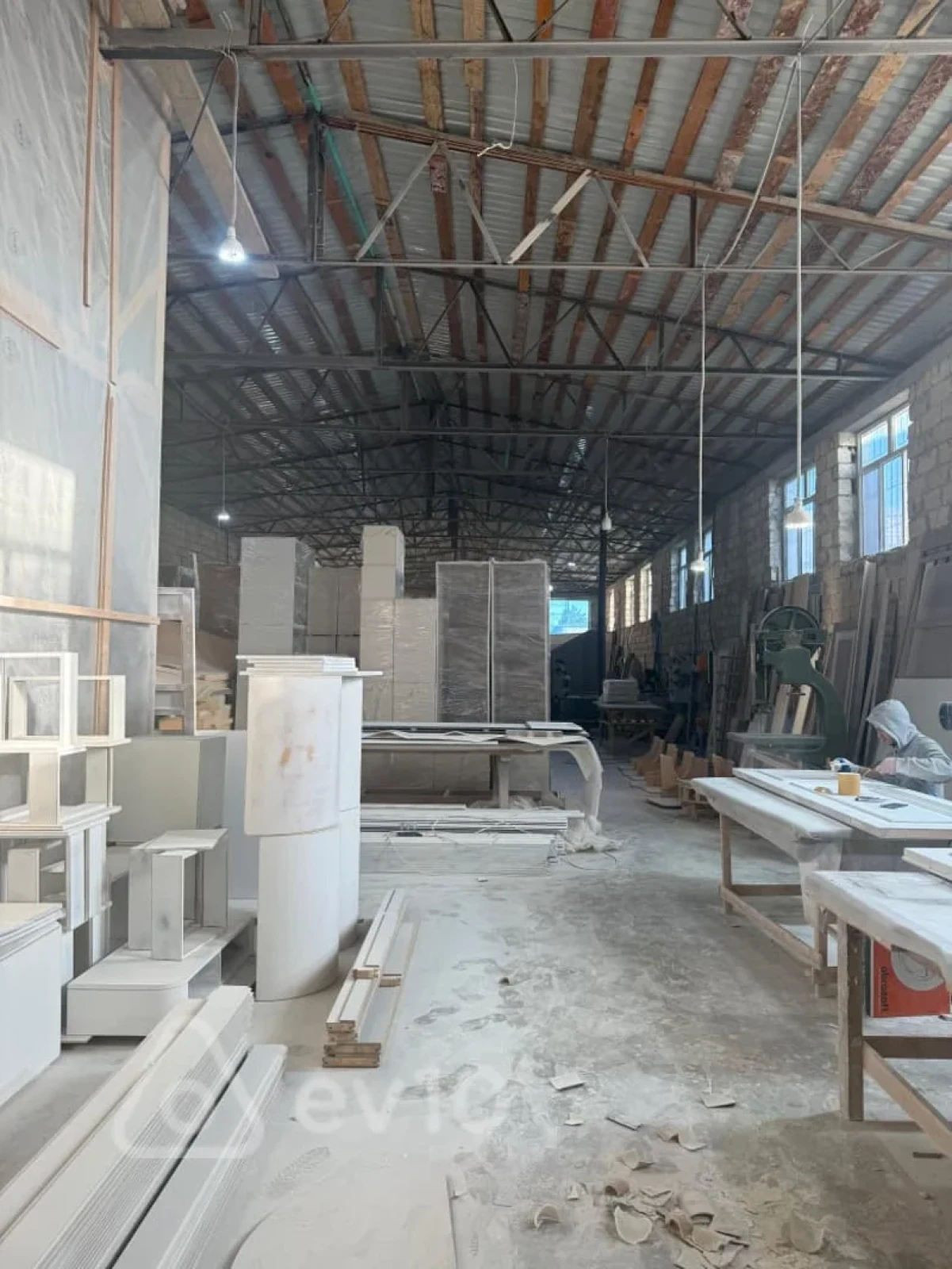 Kirayə verilir mənzil 600 m²