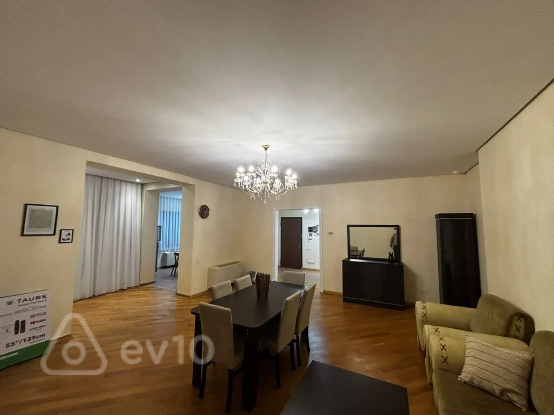 Kirayə verilir 7 otaqlı yeni tikili 360 m²