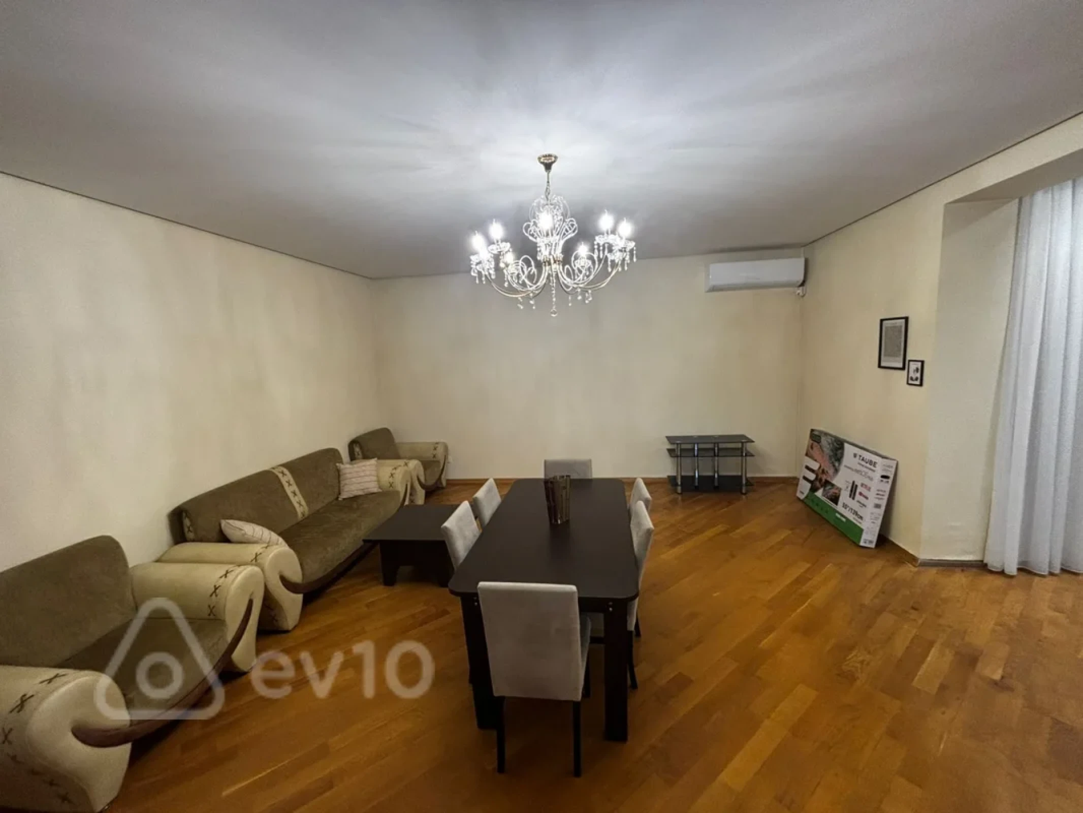 Kirayə verilir 7 otaqlı yeni tikili 360 m²