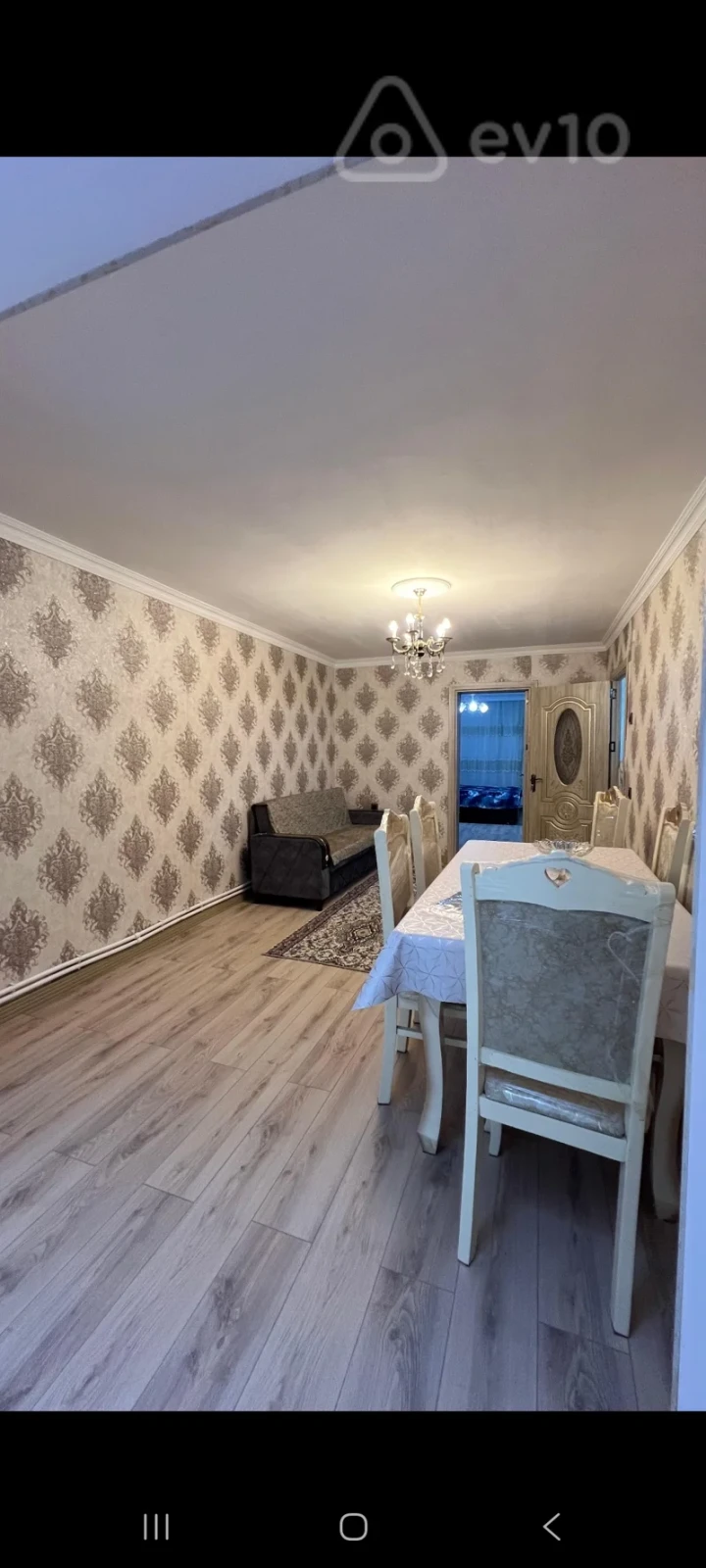 Kirayə verilir 3 otaqlı köhnə tikili 80 m²