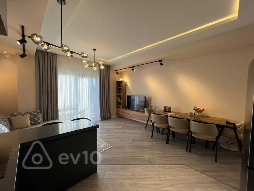 Kirayə verilir 3 otaqlı yeni tikili 100 m²