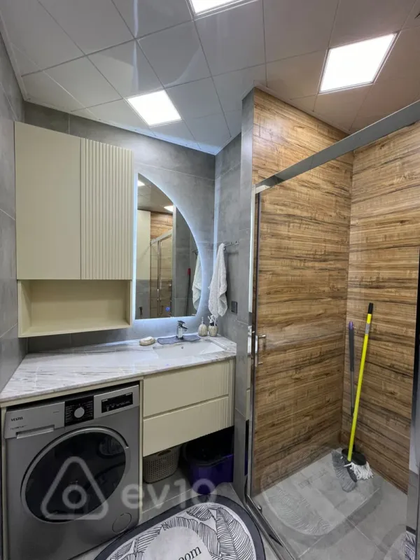 Kirayə verilir 3 otaqlı yeni tikili 100 m²