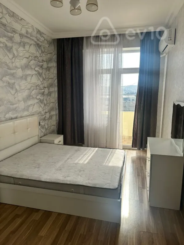 Kirayə verilir 2 otaqlı yeni tikili 60 m²