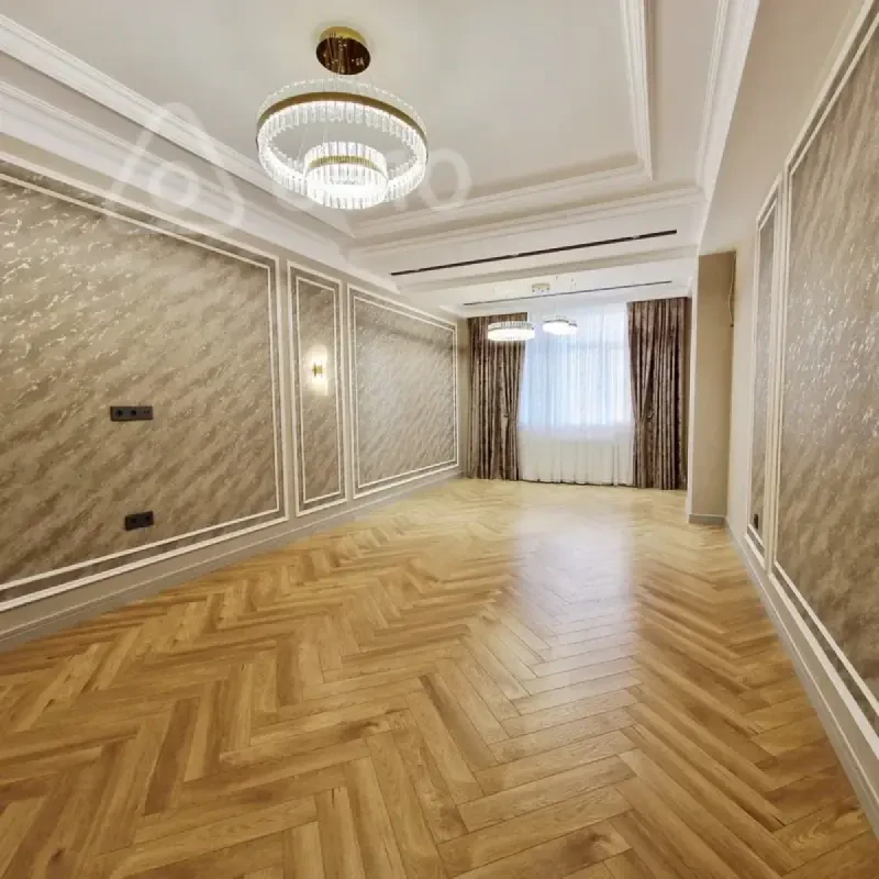 Satılır 3 otaqlı yeni tikili 136 m²